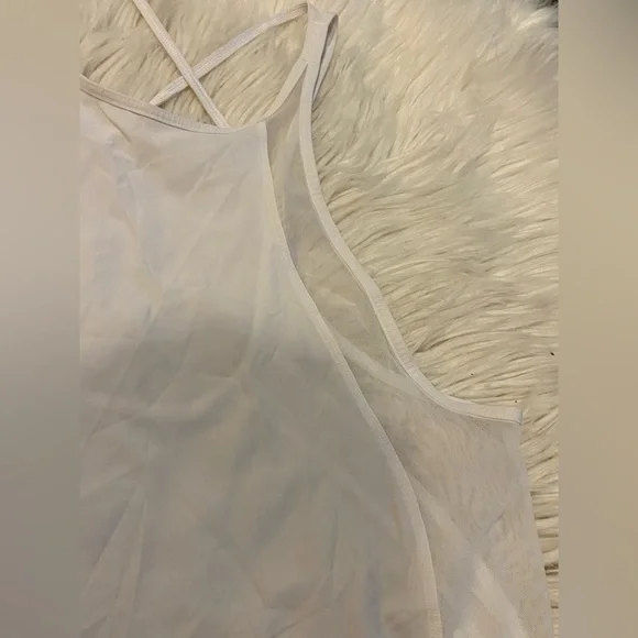 Lululemon Run Off Route Tank -EUC - Picture 7 of 11